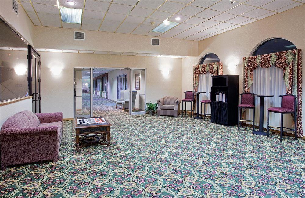 Country Inn & Suites By Radisson, Sidney, Ne Interno foto