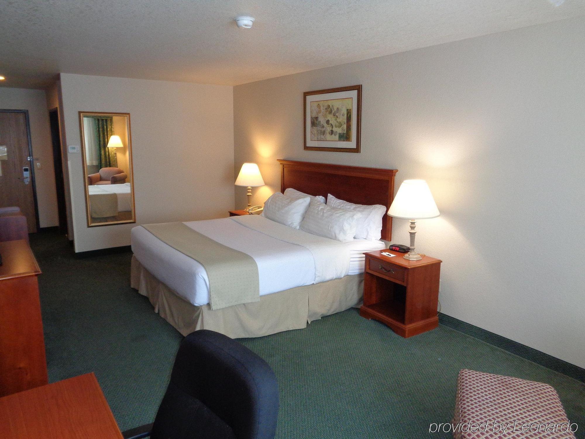 Country Inn & Suites By Radisson, Sidney, Ne Esterno foto