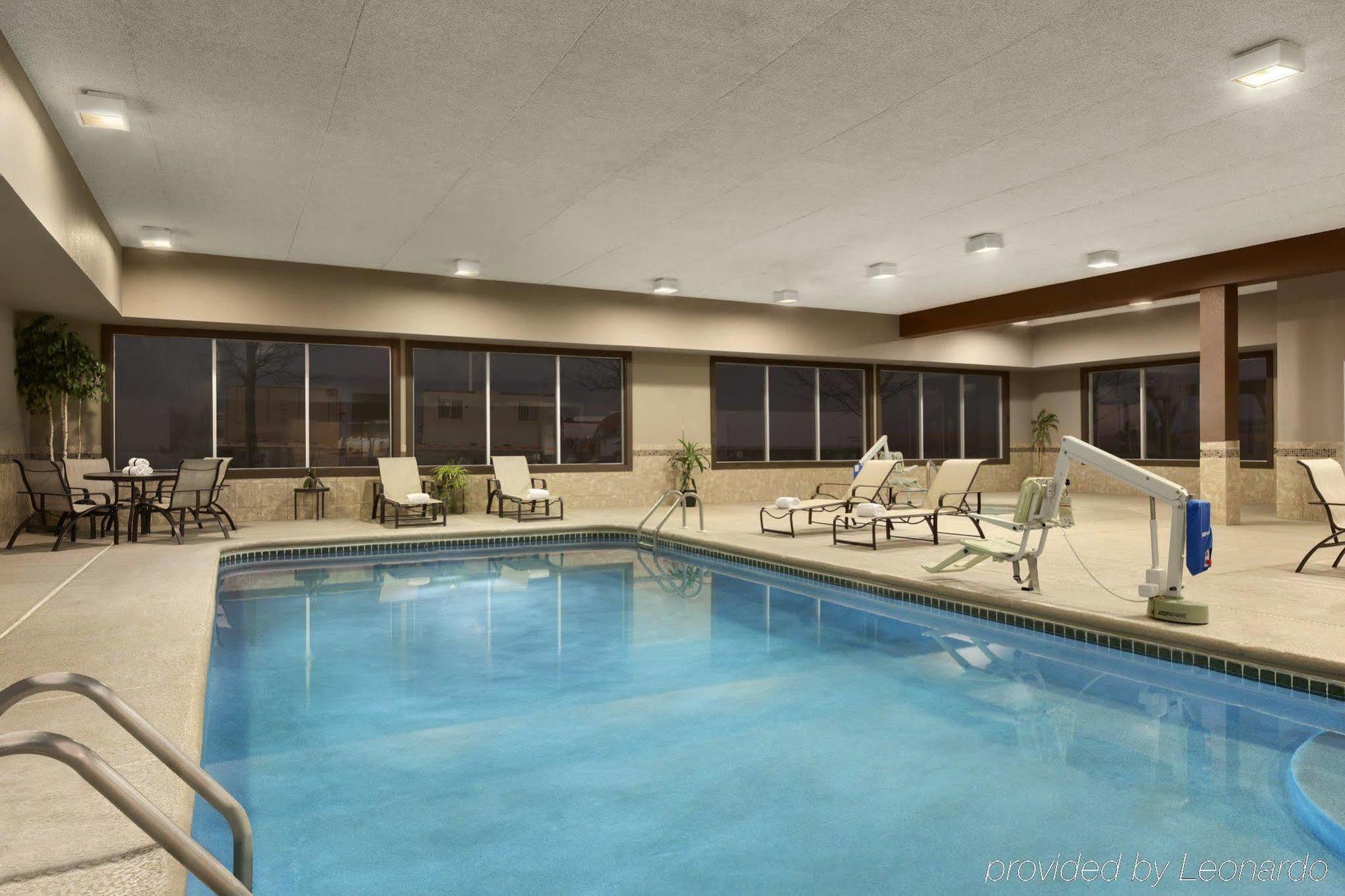 Country Inn & Suites By Radisson, Sidney, Ne Esterno foto