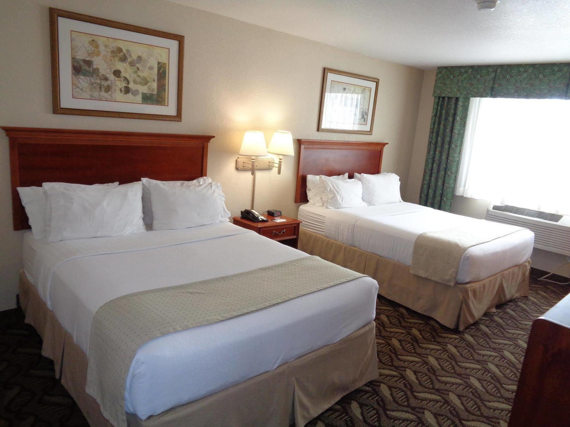 Country Inn & Suites By Radisson, Sidney, Ne Esterno foto